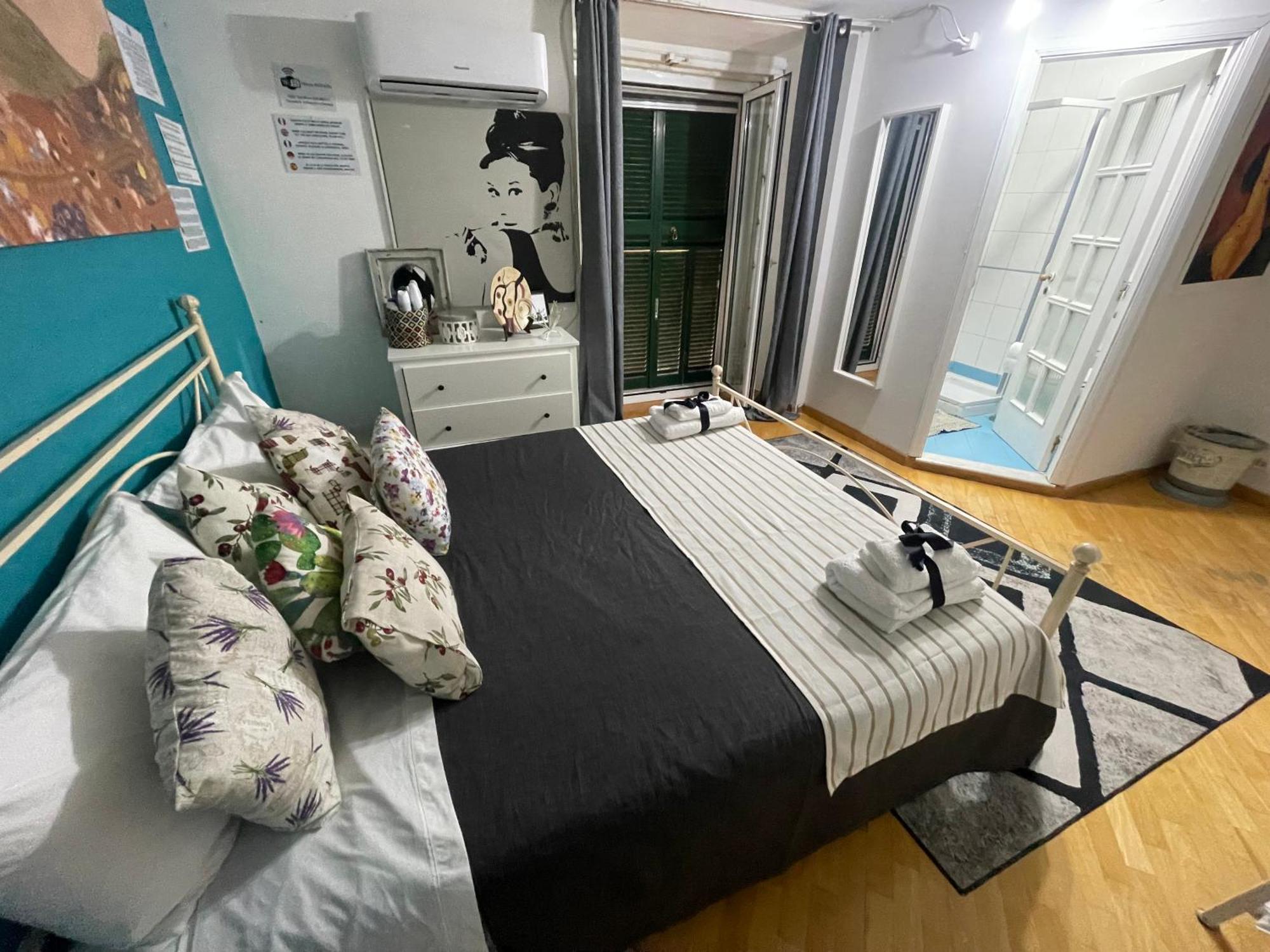 Plebiscito Charme Rooms Napels Buitenkant foto